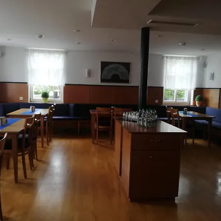 Hotell Garni Schwane